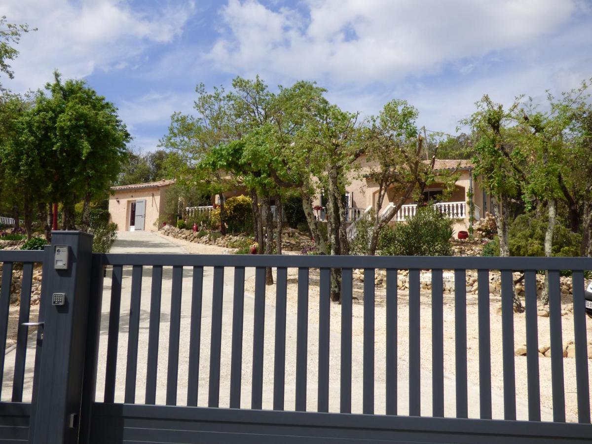 De L'esquirou Holiday home *