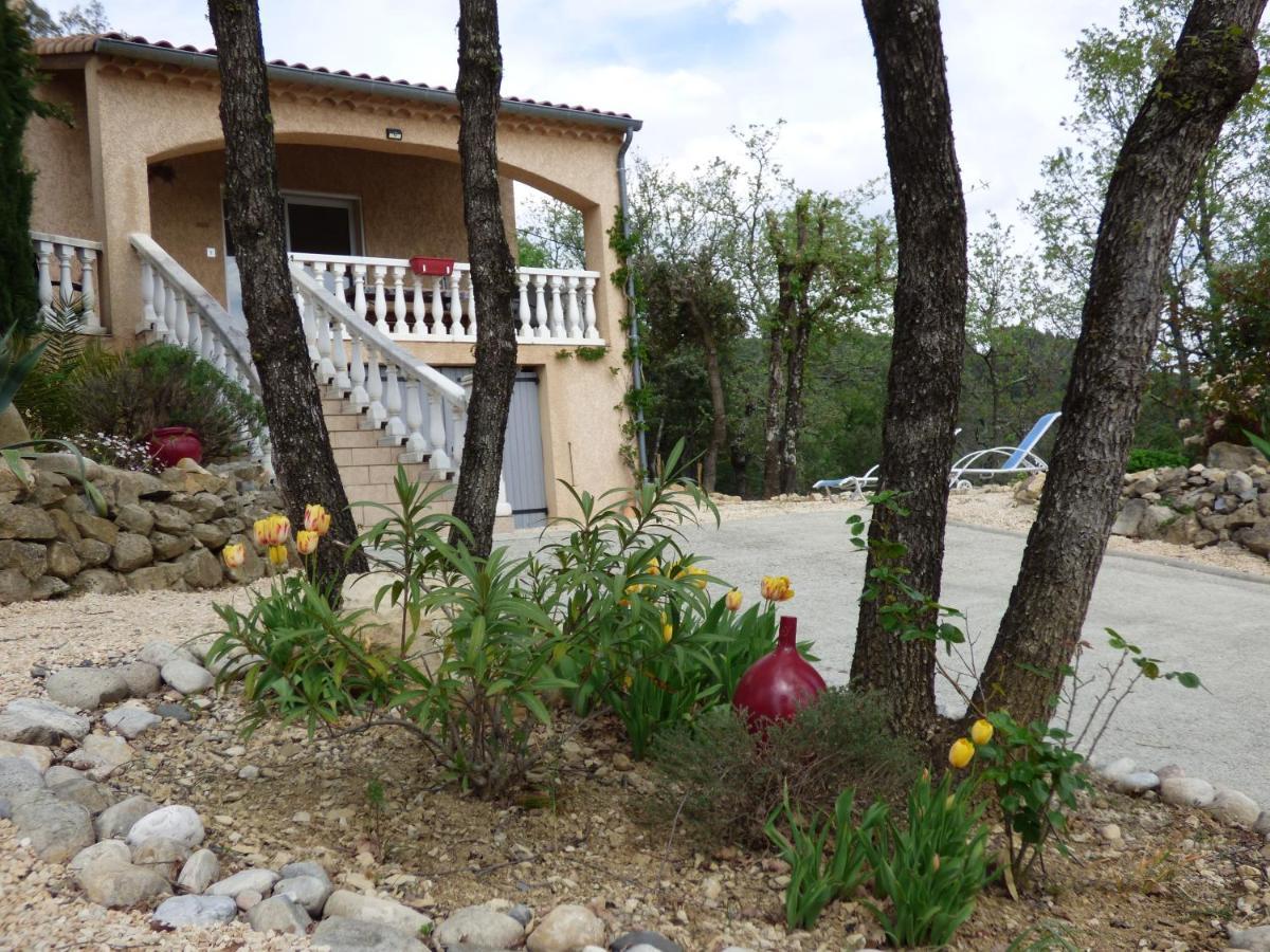 De L'esquirou Holiday home